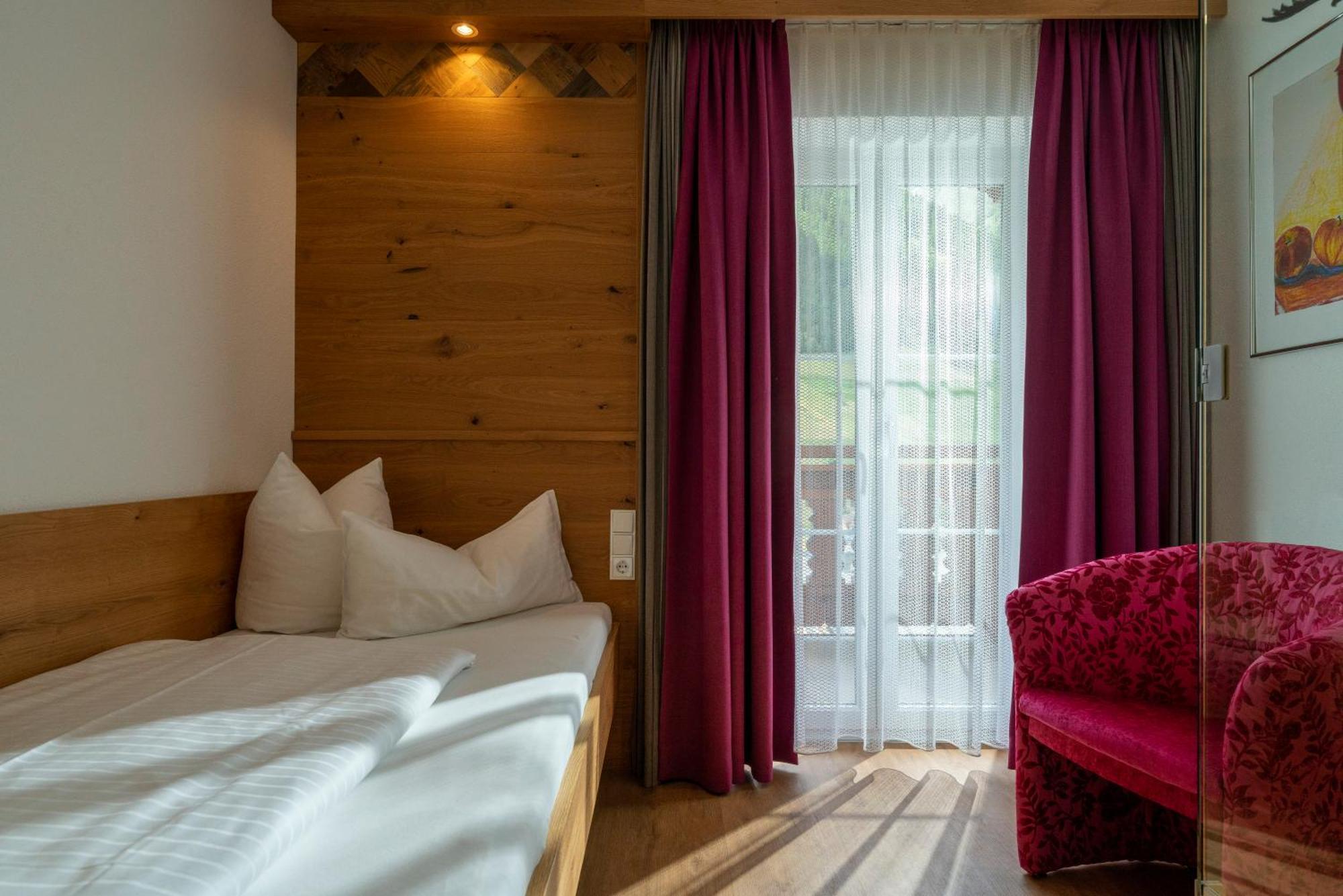 Alpenhotel Erika Ischgl Esterno foto